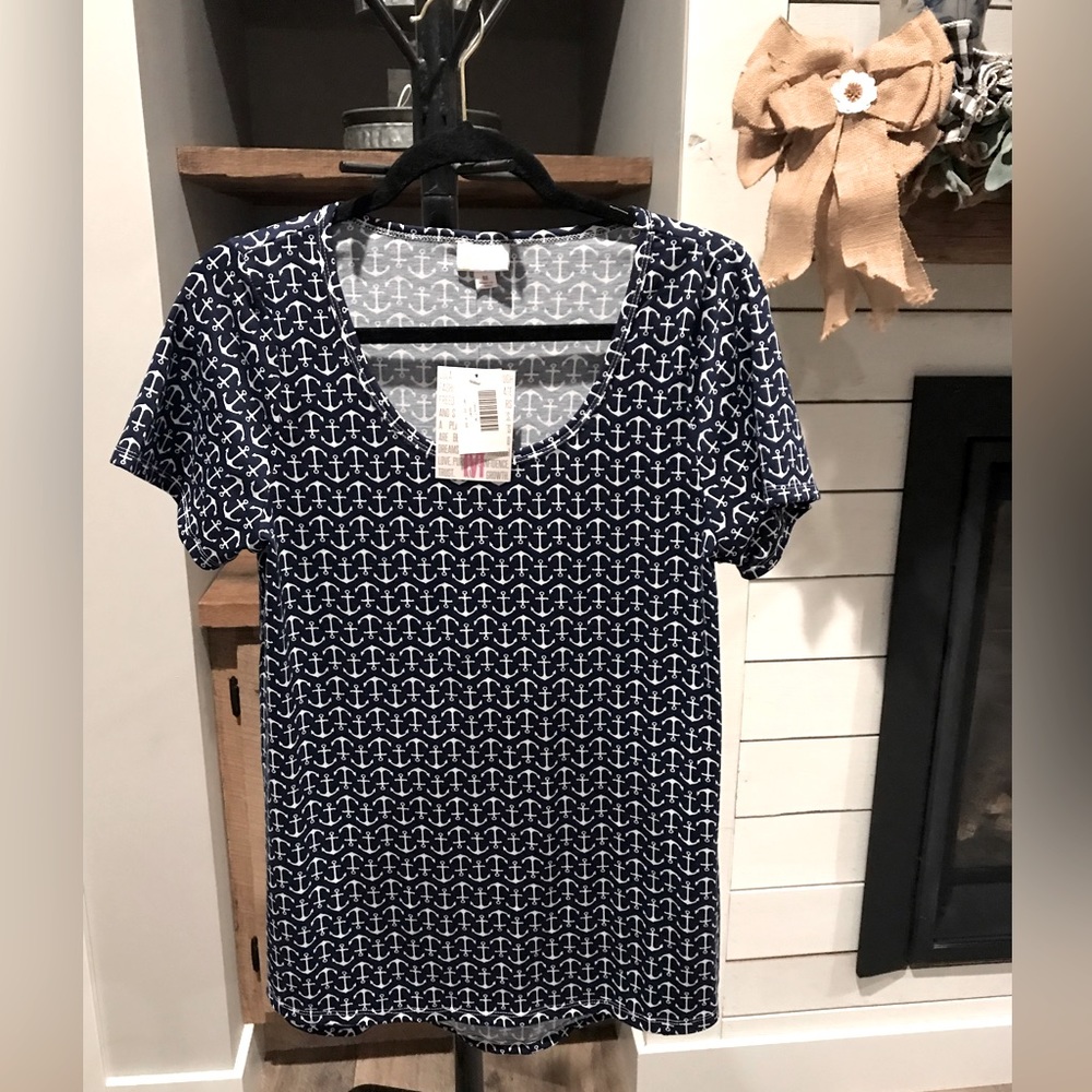 LuLaRoe Classic Medium.  NWT. Navy Blue & White.